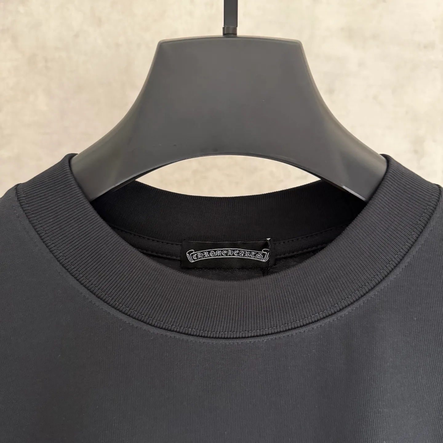🅿️350 [Strict quality control] CH Croixin's new long-sleeved sweatshirt T-shirt. Heavy 420g double yarn fabric. Beaded on the front. Wash the whole garment twice. Frayed and torn on all four sides. Heavy fabric. The neckline is made of icy Salona. Loose fit. Deep, wide and stylish. No deformation or shrinkage. Color: 3 colors, black, white and gray. Size: M-2xl